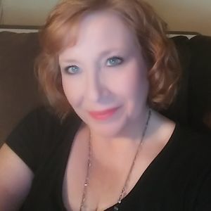 Meet your Posher, Connie